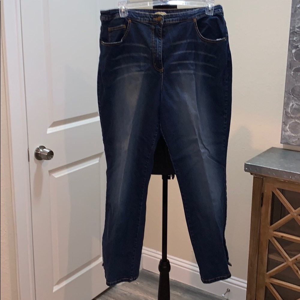 Jeans - Picture 5 of 6